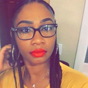 Meet your Posher, Moe